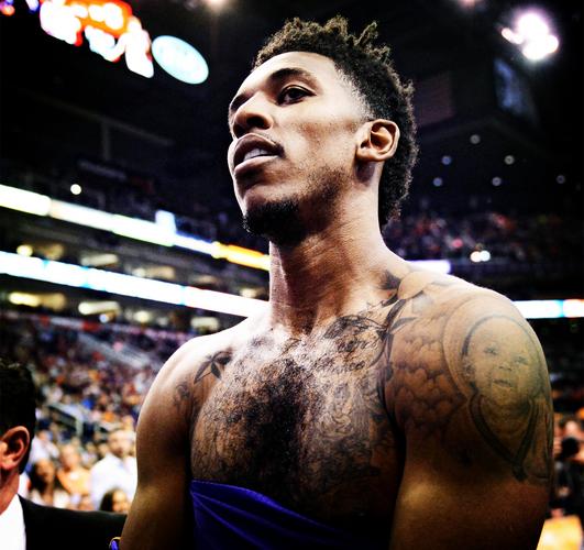 亚特兰大4-0十人热那亚晋级意杯8强，吉姆西蒂、德容恩破门（意大利杯：亚特兰大4-0击败十人热那亚闯入八强，吉姆西蒂、德容恩建功）