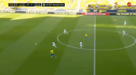 足球摄影最佳瞬间捕捉技巧