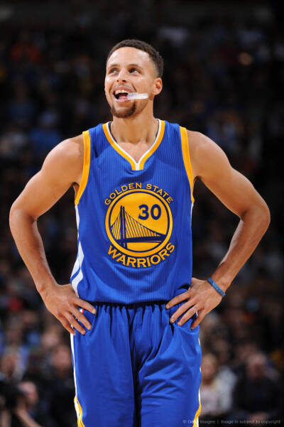 谁是伦敦之王？拜仁欧冠对阵枪手十年不败，近5场4胜1平（拜仁欧冠十年对阿森纳不败，近5战4胜1平：谁才是伦敦之王？）