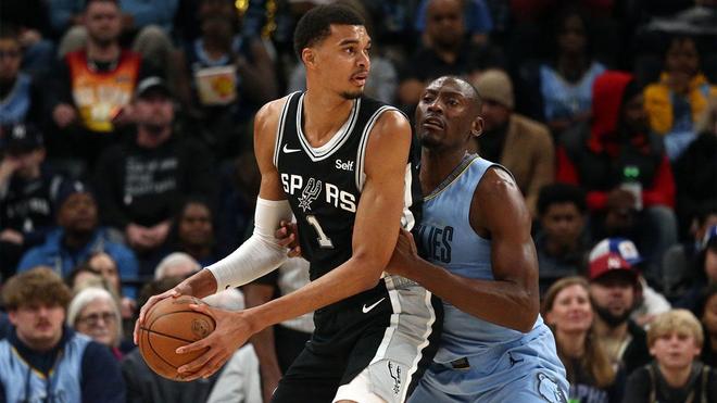 前埃及队队友：利物浦的问题不在于萨拉赫，而在于整个球队（前埃及队友：利物浦的问题源于整体，而非萨拉赫个人）