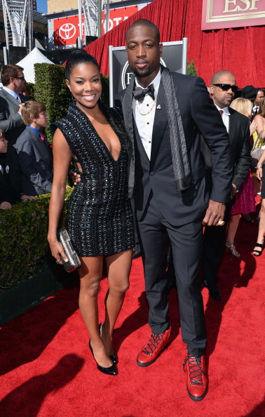 法媒：曼城、利物浦和热刺有意埃弗顿边锋恩迪亚耶（法媒：曼城、利物浦、热刺有意引进埃弗顿边锋恩迪亚耶）